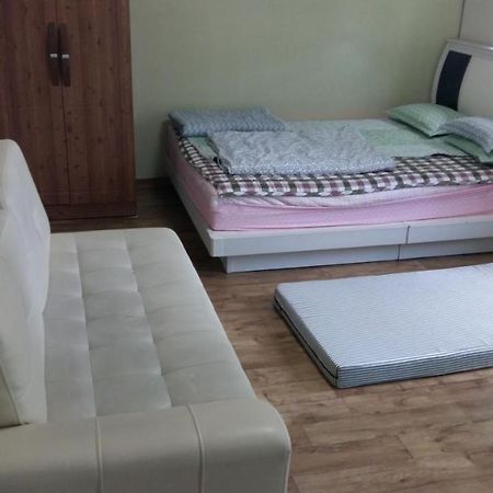 Guesthouse 710 In Haeundae Busan Eksteriør bilde